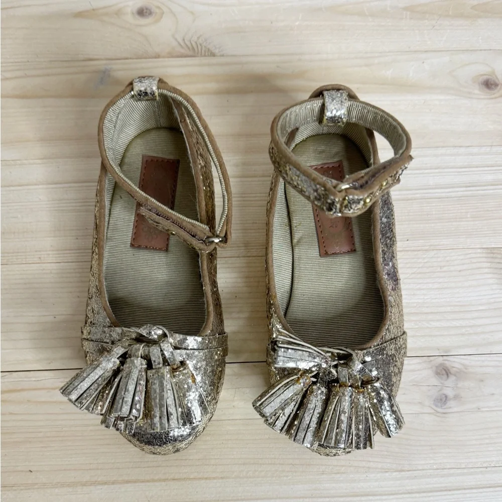 Joyfolie Penelope Gold Glitter Kids Shoes with Tassels. Great Cond. Size 9